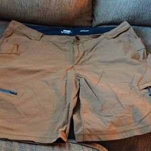 Off The Grid  men's Field Shorts
